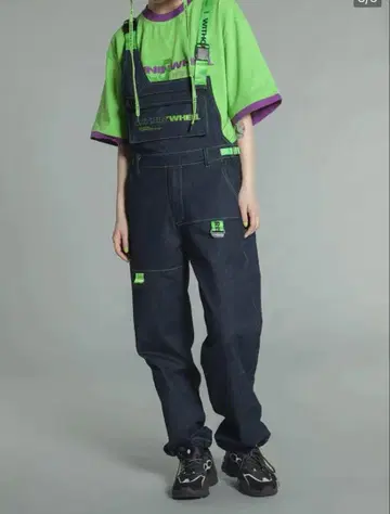 사이버 펑크 오버롤