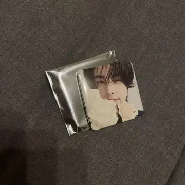 요이 카페 캔뱃지 제이크