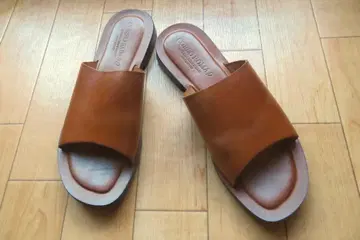 CORSO ROMA 플랫 샌들 38 카멜