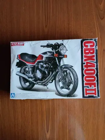 혼다 CBX400F 1:12