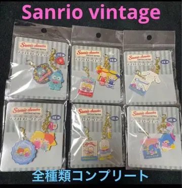 새상품 Sanrio 산리오 빈티지 디자인 아크릴 참 6종류
