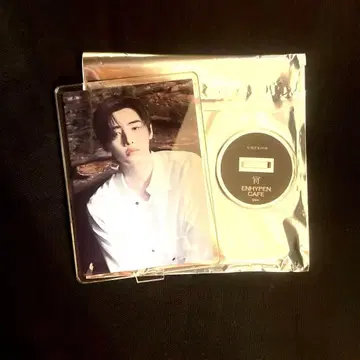 ENHYPEN 카페 아크릴 스탠드 성훈