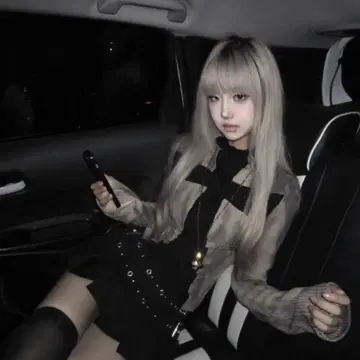ViViDAY 십자가 긴팔 T셔츠