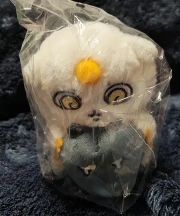 치이카와 데스크에서 지켜보는 걸이 봉제 인형 아노코