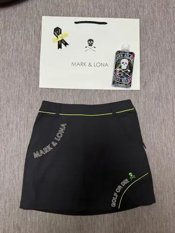 새상품급 MARK&LONA 스커트