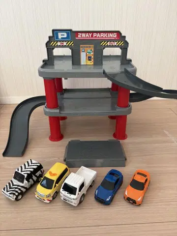 처음 토미카 주차장 세트 2WAY PARKING + 토미카 2대