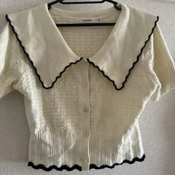 Moussy 반팔 니트 아이보리