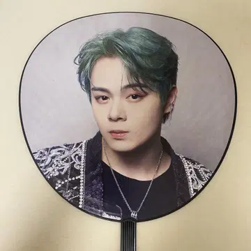JO1 츠루보 시온 부채