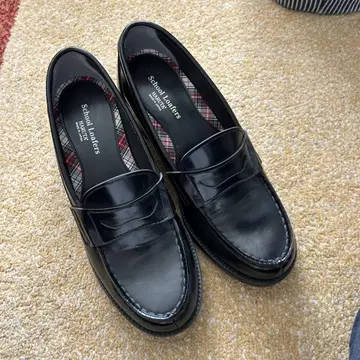 블랙 로퍼 25cm 미디 힐
