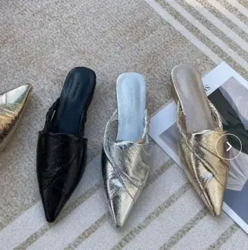wee9s 메탈릭 콘 뮬, 샌들