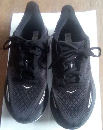 HOKA ONE ONE CLIFTON 9 여성용 와이드 23cm