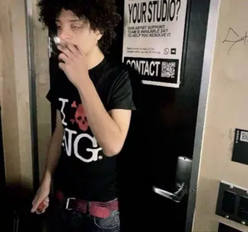 I love nova gang tee