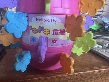 Hello Kitty 통 모양 두근두근 위기일발 게임 [인형 없음]
