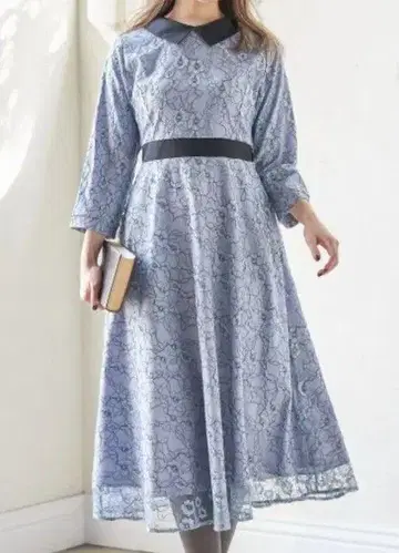 tocco 카라 배색 레이스 원피스