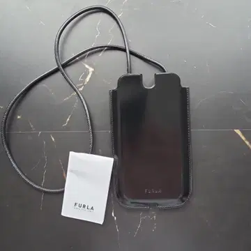 FURLA 스마트폰 숄더