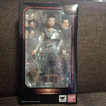 S.H.피규아츠 레이 (THE LAST JEDI)