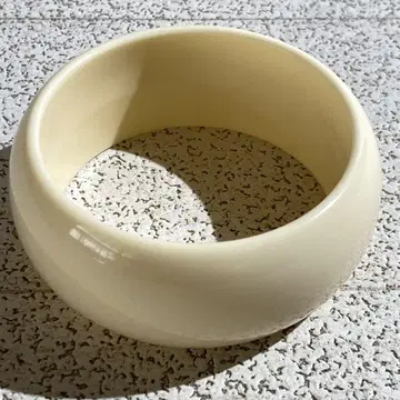 뱅글 직경: 6.5cm 폭: 3cm