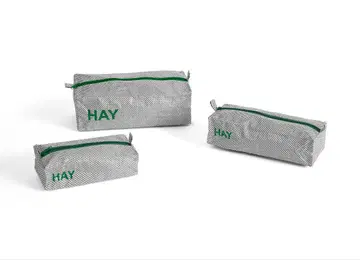 HAY 한정판 파우치 세트