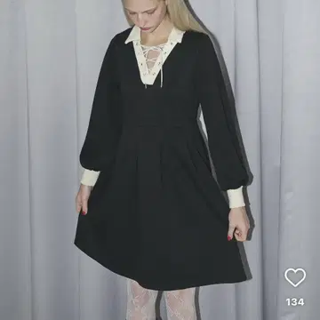 idem 이뎀 레이스업 폴로 원피스 긴팔