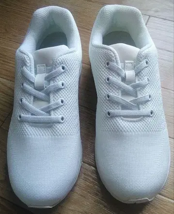 화이트 메쉬 스니커즈 23 cm
