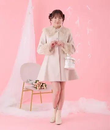 아프레 주르 코트