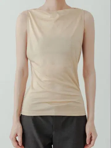 yo BIOTOP no sleeve cut and sew