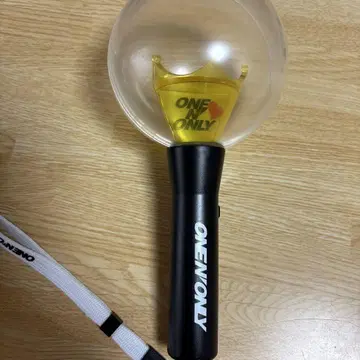 원엔온리 초대 응원봉