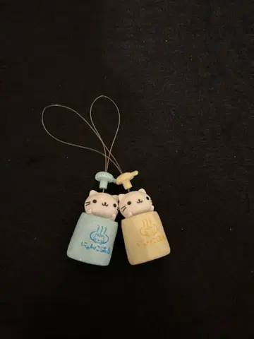 헤이세이 레트로 냥냥냥코 스트랩 2개 세트