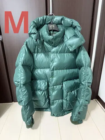 다이와 피어39 테크 백 후드티 다운 파카