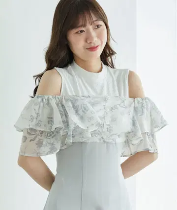 허리 큐트 프릴 플레어 원피스 MAJESTIC LEGON