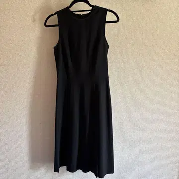 띠어리 theory TAILOR 블랙 슬리브리스 원피스 0