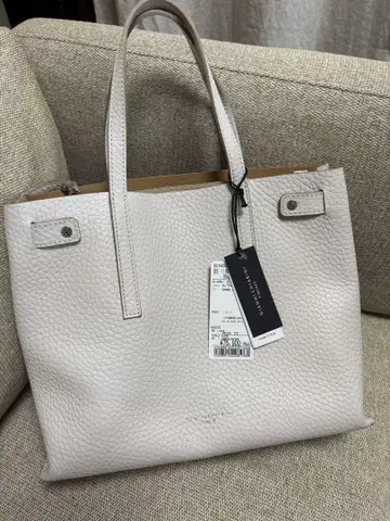 택 포함 새상품 Gianni Chiarini 알테아 M