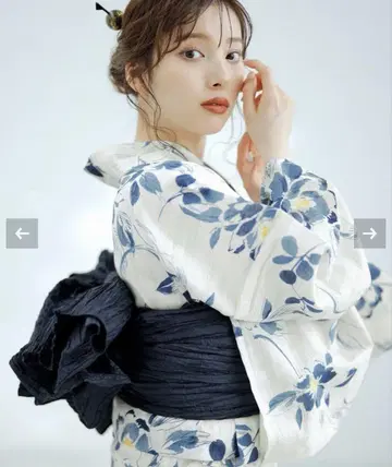 Dita 유카타 세트 물거품 꽃 가락