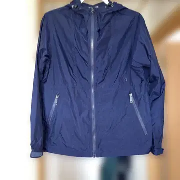 THE NORTH FACE 나일론 점퍼 사이즈 M 새상품급