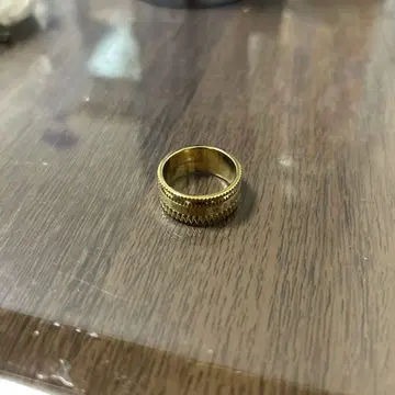 다니엘 웰링턴 반지