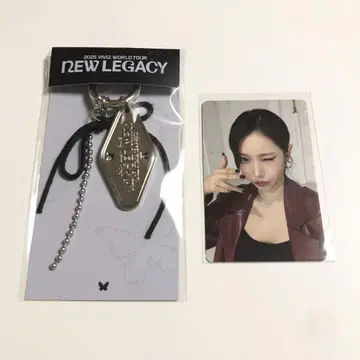 VIVIZ 신비 월드 투어 2025 키링 트레카