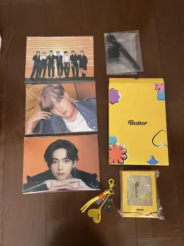BTS Butter 공식 굿즈 모음 키링 2개 & 포토 배너 3종