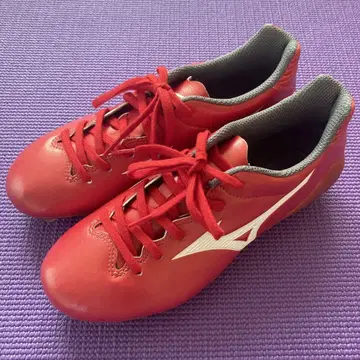 [미사용 새상품] Mizuno 모달시나 네오 축구 스파이크 22.0cm