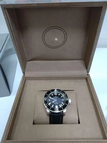 자동 감기 손목시계