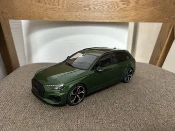 아우디 RS4 아반트 1/18 GT SPIRIT