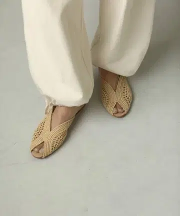 투데이풀 라피아 샌들