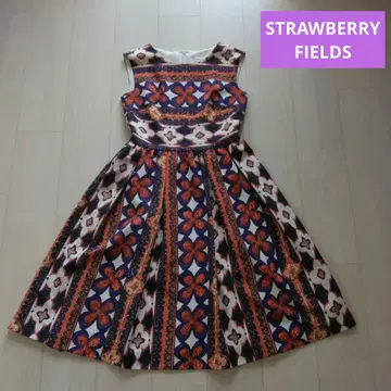 극미품 STRAWBERRYFIELDS 원피스