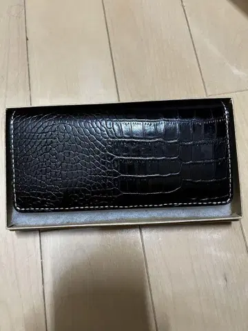 윙글록 장지갑 새상품급
