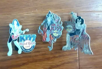 하드록 카페 Hard Rock Cafe KISS 핀 배지 pin