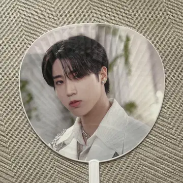 STRAYKIDS HAN 스트레이키즈 한 부채