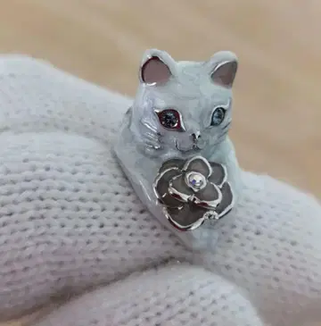 ANNA SUI 반지 화이트 고양이 하자있음