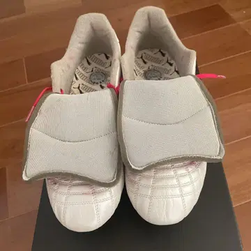 미사용 새상품 PUMA 파라메히코듀에 화이트 빨간색