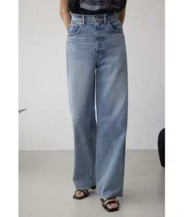 AZUL by moussy 하이웨스트 와이드 데님 S 사이즈