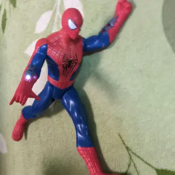스파이더맨 피규어