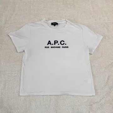 A.P.C. 아페쎄 Rue Madame 티셔츠 로고 화이트